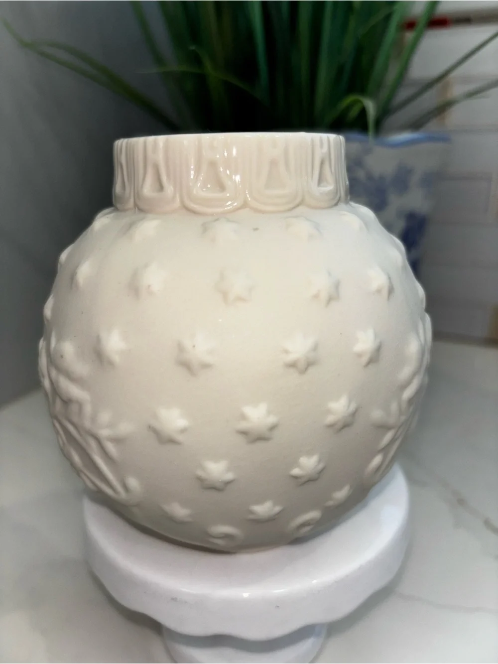 Lenox Ornamental Glow Ivory Porcelain Nativity Snowflake Votive Candle Holder